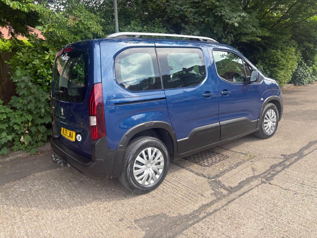 Peugeot Rifter Active Grey #7