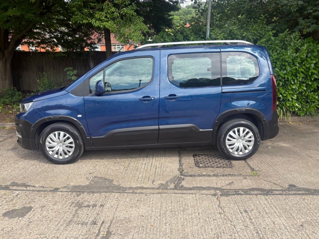 Peugeot Rifter Active Grey #70