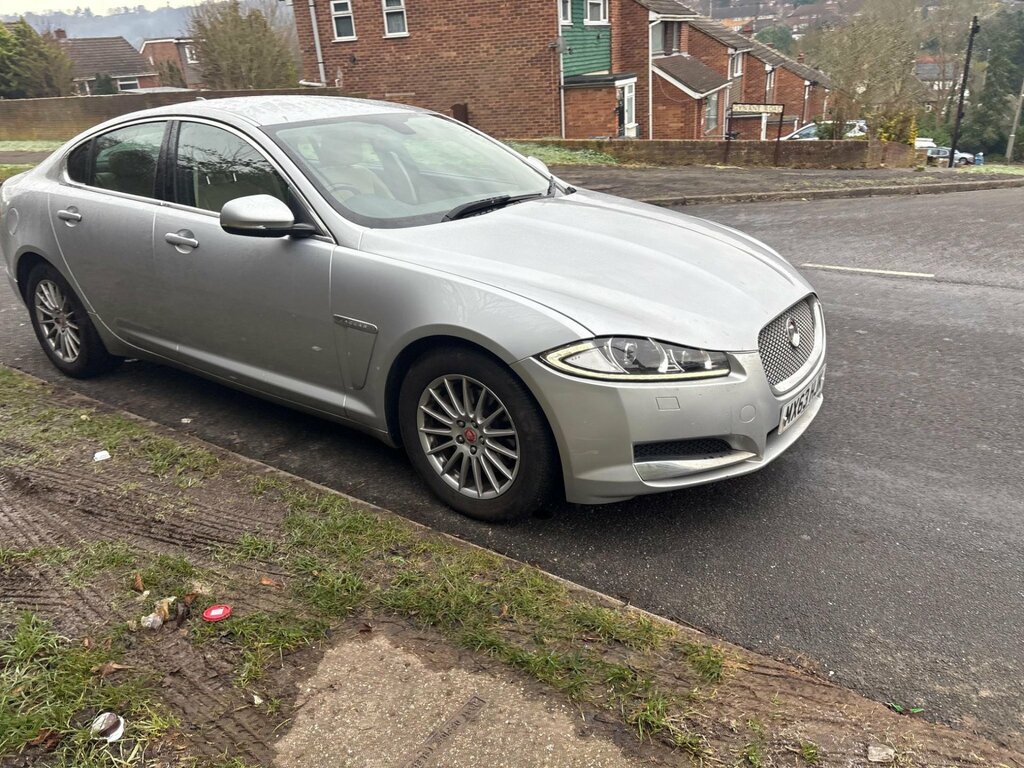 Jaguar XF 2.2D Luxury Euro 5 Ss Black #32