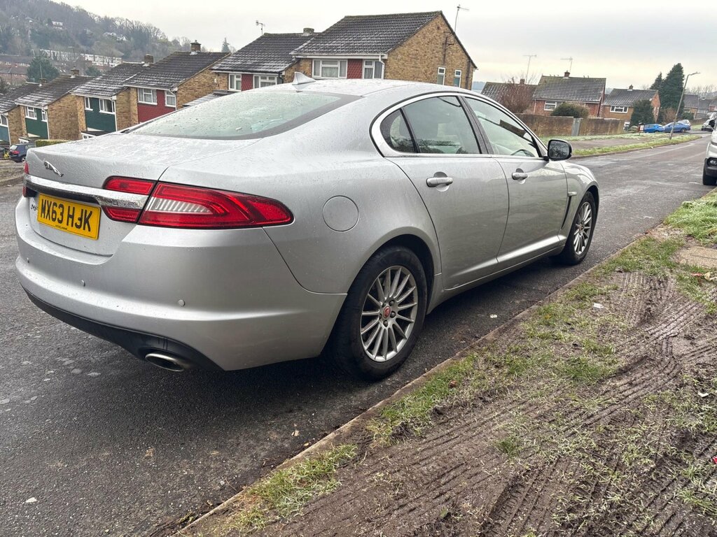 Jaguar XF 2.2D Luxury Euro 5 Ss Black #18