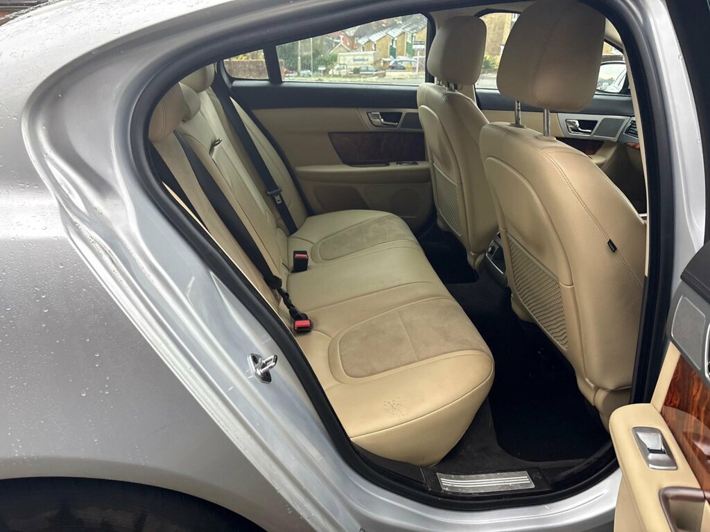 Jaguar XF 2.2D Luxury Euro 5 Ss Black #74