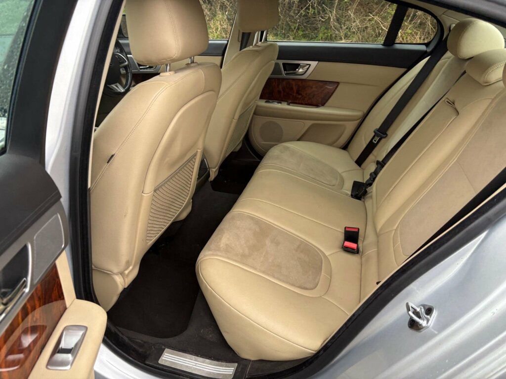 Jaguar XF 2.2D Luxury Euro 5 Ss Black #90