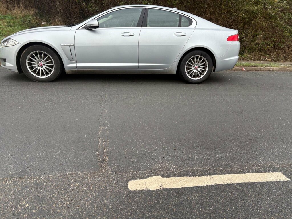 Jaguar XF 2.2D Luxury Euro 5 Ss Black #20