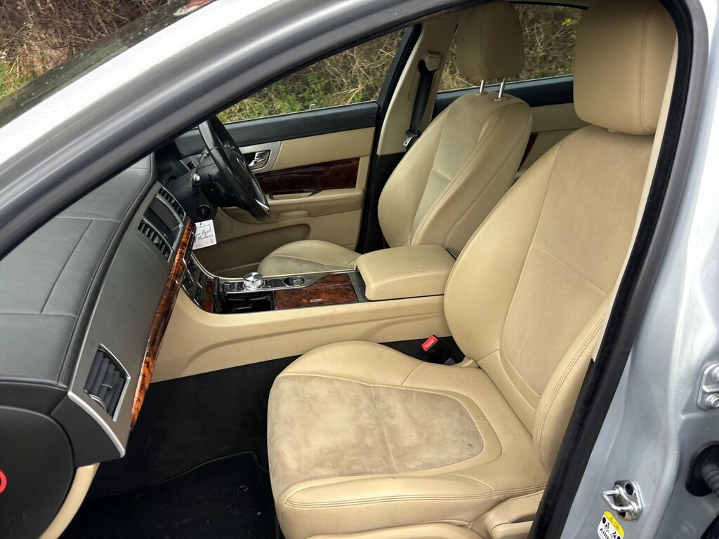 Jaguar XF 2.2D Luxury Euro 5 Ss Black #82