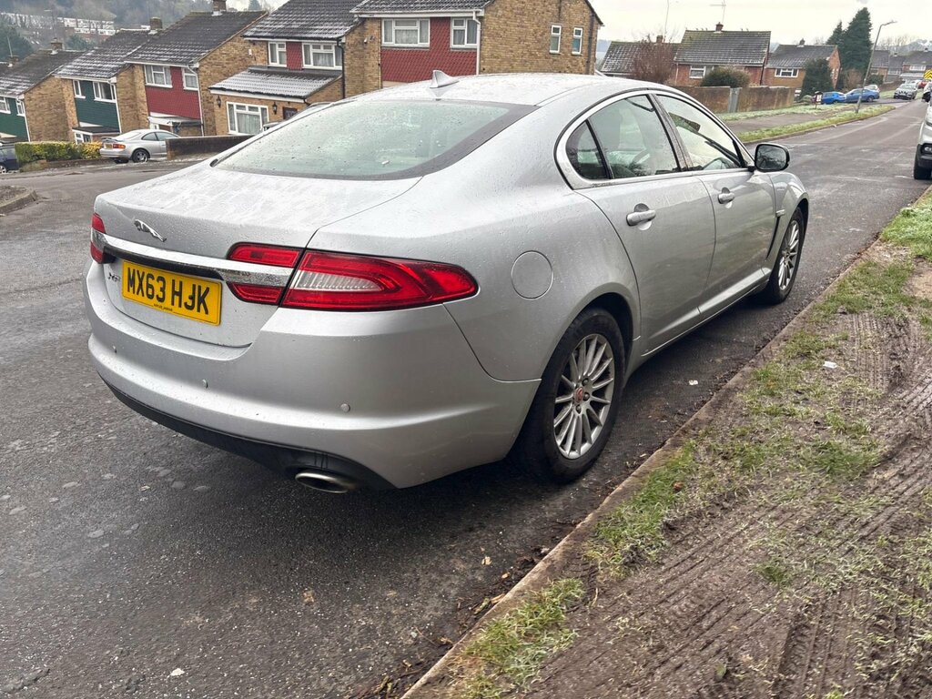 Jaguar XF 2.2D Luxury Euro 5 Ss Black #16