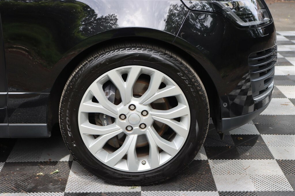 Land Rover Range Rover Dynamic Edition  #46
