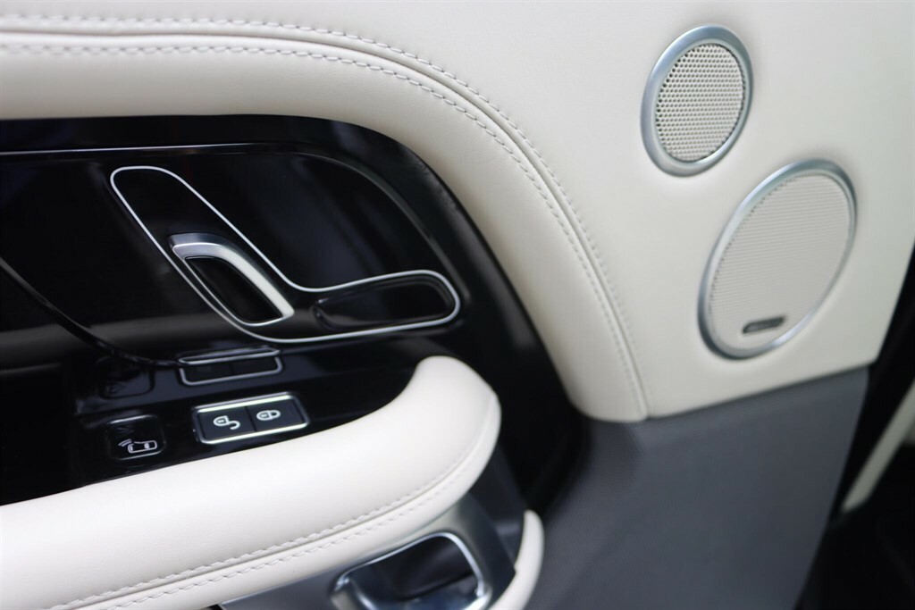 Land Rover Range Rover Dynamic Edition  #26