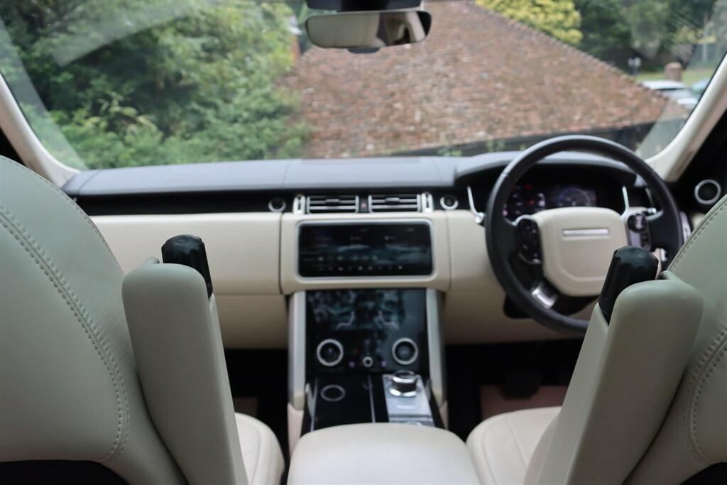 Land Rover Range Rover Dynamic Edition  #9