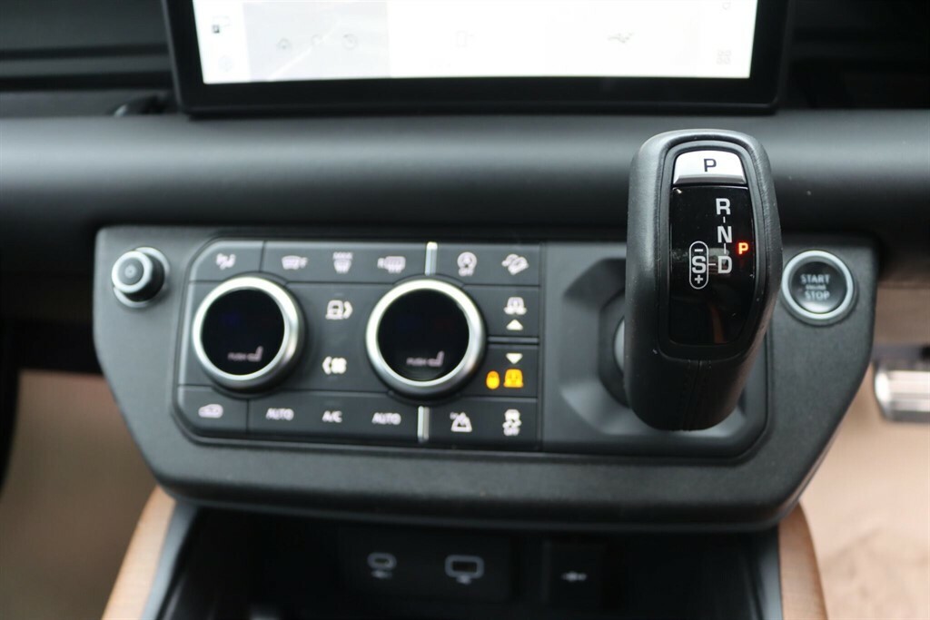 Land Rover Defender 110 2.0 D240 S 110 Blue #25