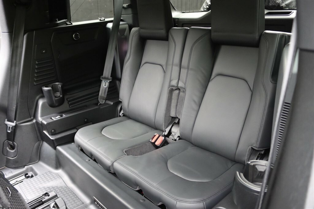 Land Rover Defender 110 2.0 D240 S 110 Blue #9