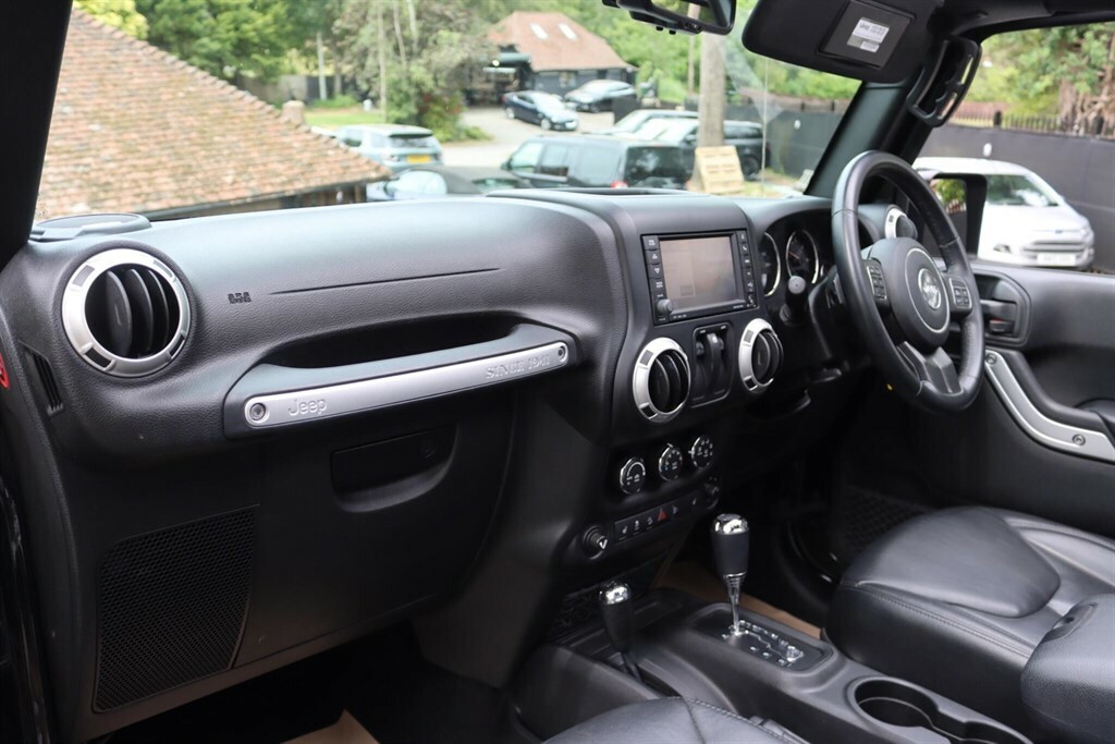 Jeep Wrangler 2.8 Crd Overland 4Wd Euro 6 Black #3