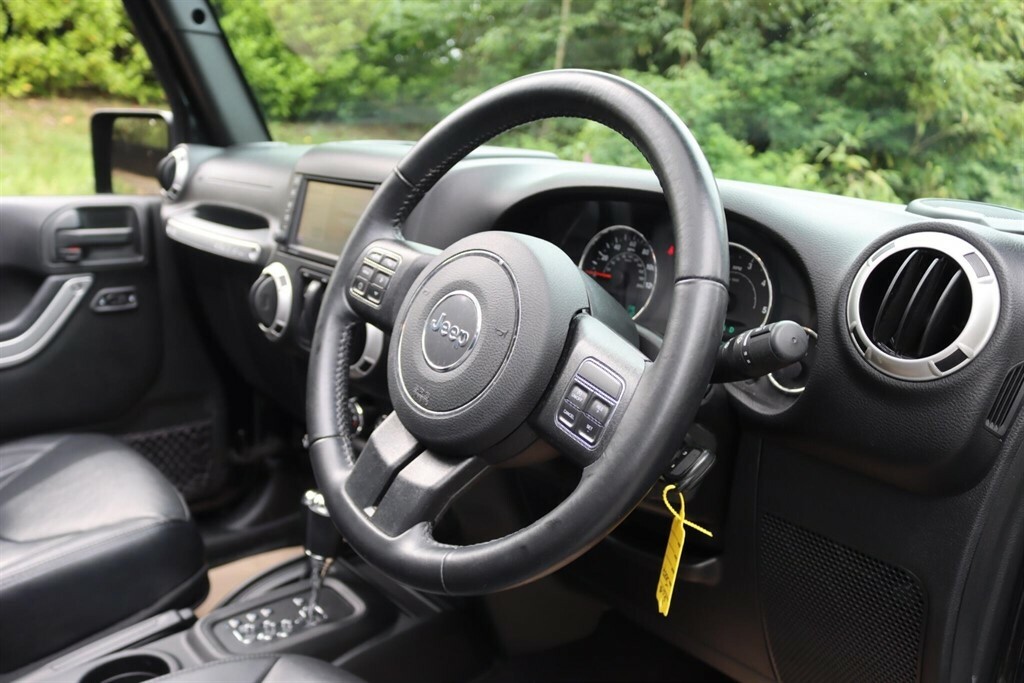 Jeep Wrangler Crd Jk Edition White #8