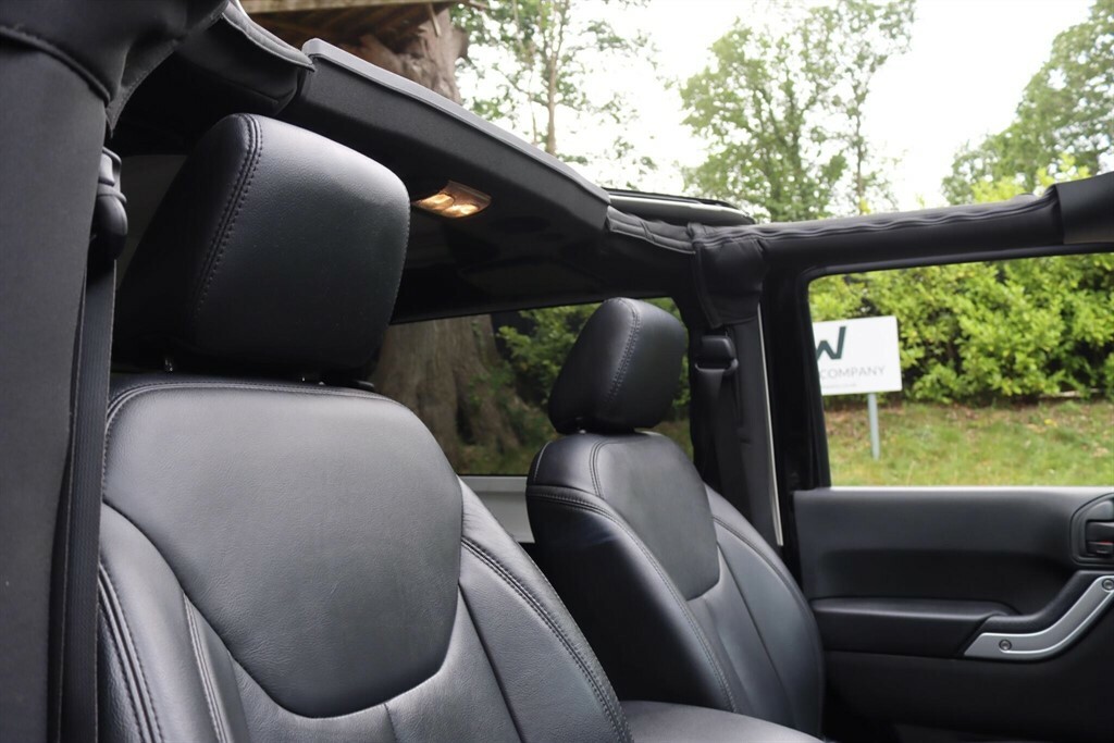 Jeep Wrangler Crd Jk Edition White #32