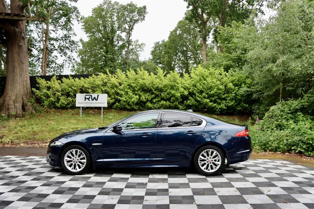 Jaguar XF 3.0D V6 Luxury Euro 5 Ss White #13