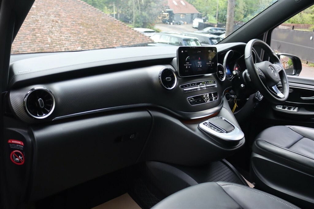 Mercedes-Benz V Class 2.0 D Amg Line G-tronic Euro 6 Ss Xlwb Black #3