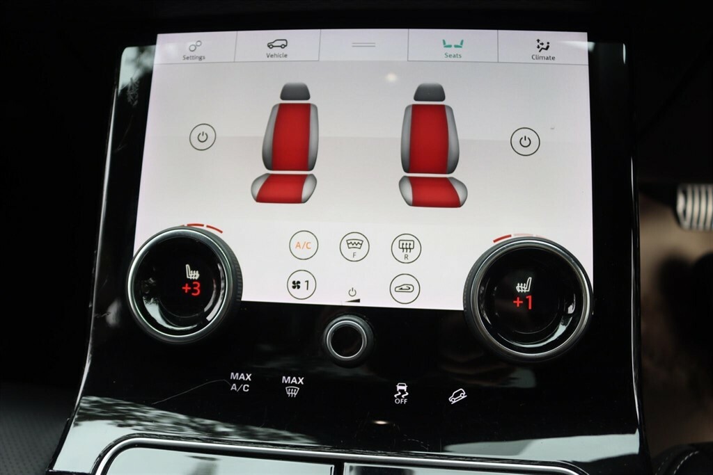Land Rover Range Rover Velar Core White #24