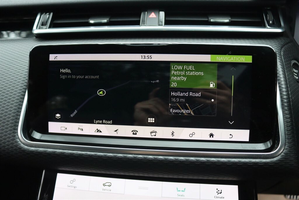 Land Rover Range Rover Velar Core White #28