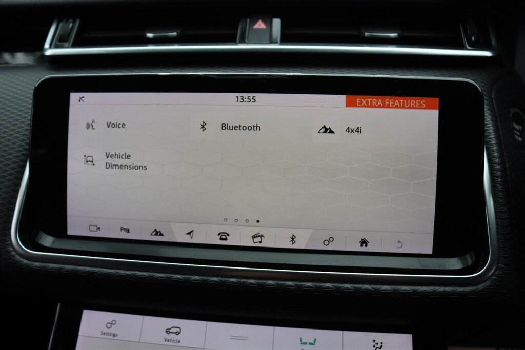 Land Rover Range Rover Velar Core White #27
