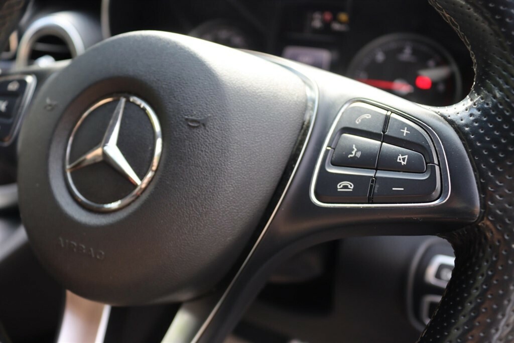 Mercedes-Benz V Class 2L Sport Black #36