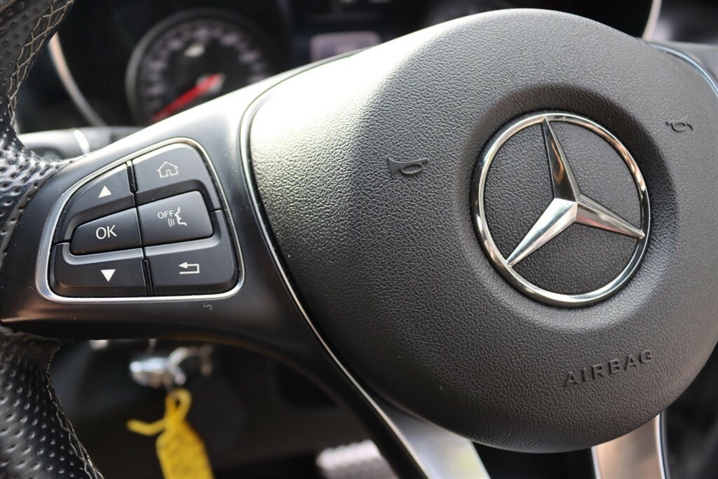 Mercedes-Benz V Class 2L Sport Black #35