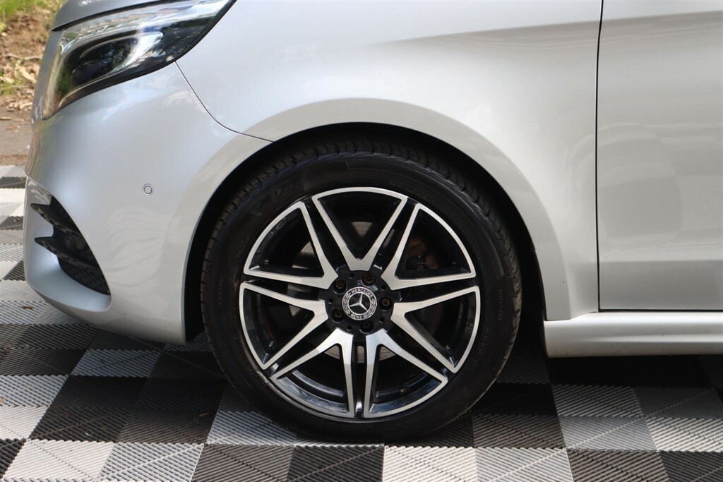 Mercedes-Benz V Class 2L Sport Black #23