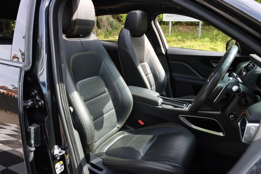Jaguar F-Pace 2.0 P300 300 Sport Awd Euro 6 Ss Black #3