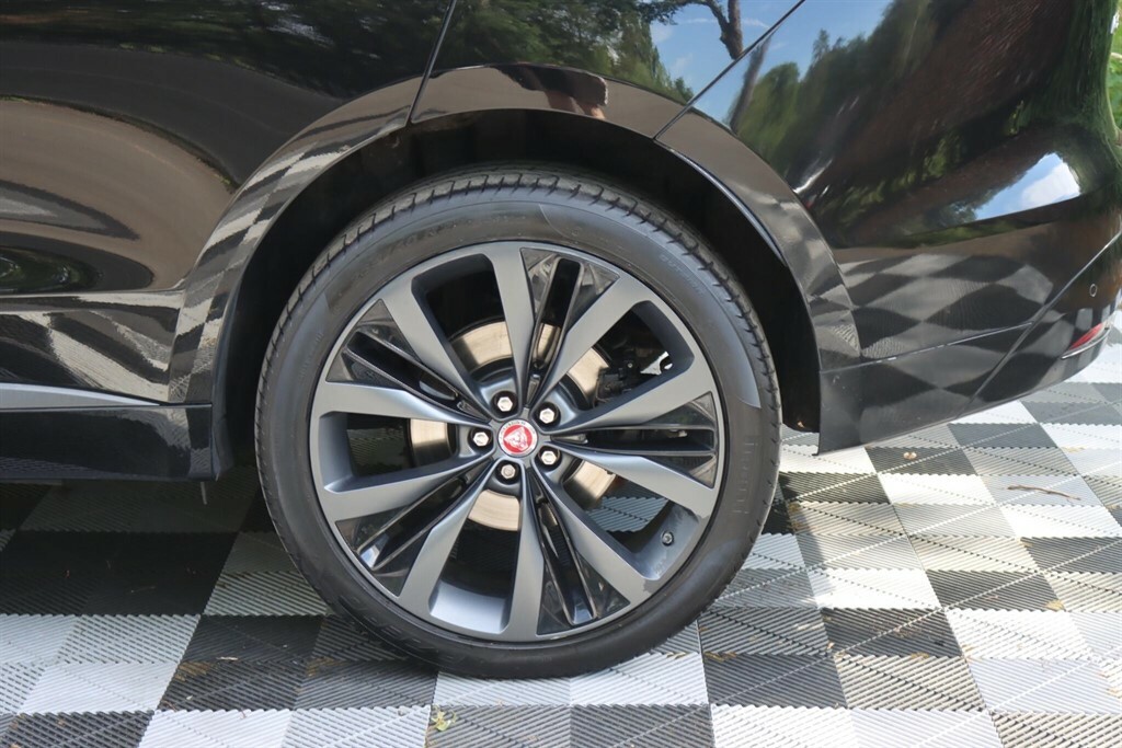 Jaguar F-Pace Chequered Flag Awd Grey #38