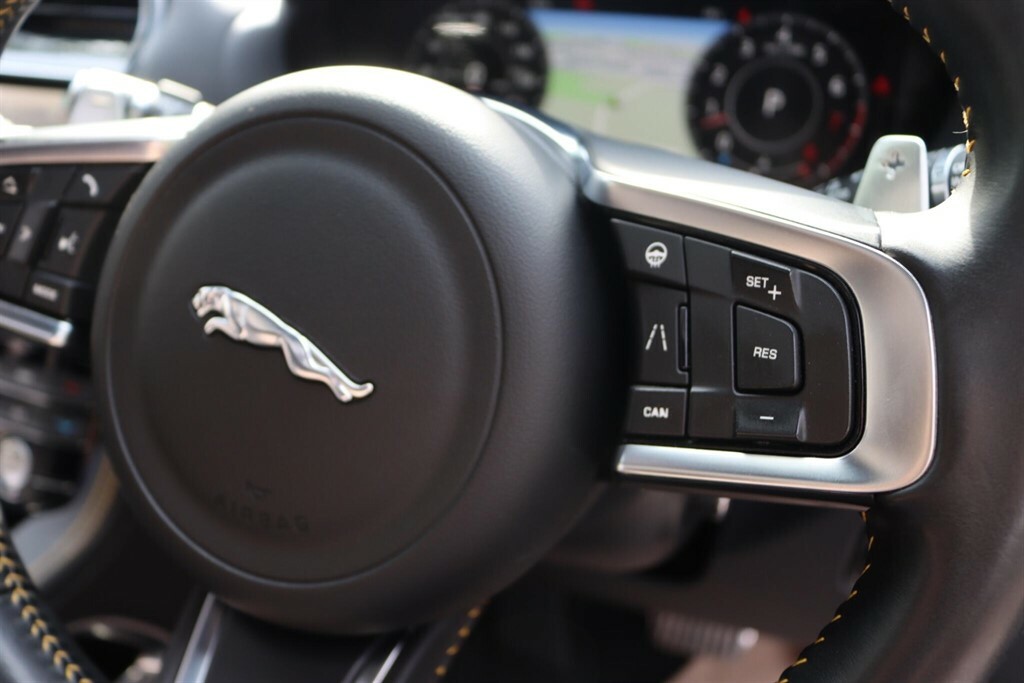 Jaguar F-Pace Chequered Flag Awd Grey #33