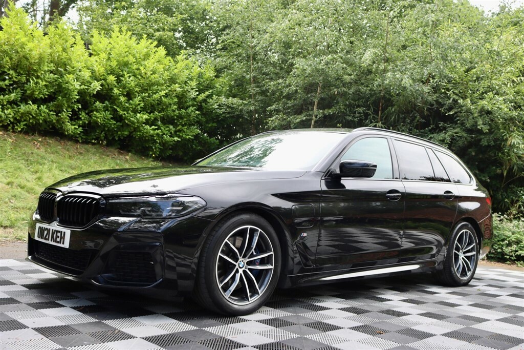 BMW 5 Series 530E M Sport Black #11