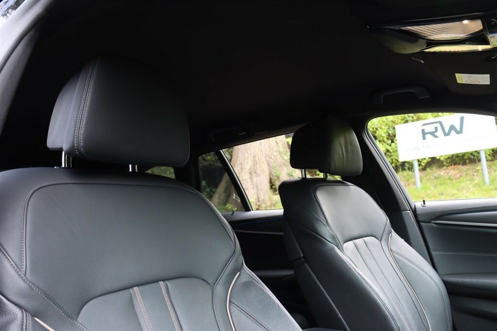 BMW 5 Series 530E M Sport Black #22