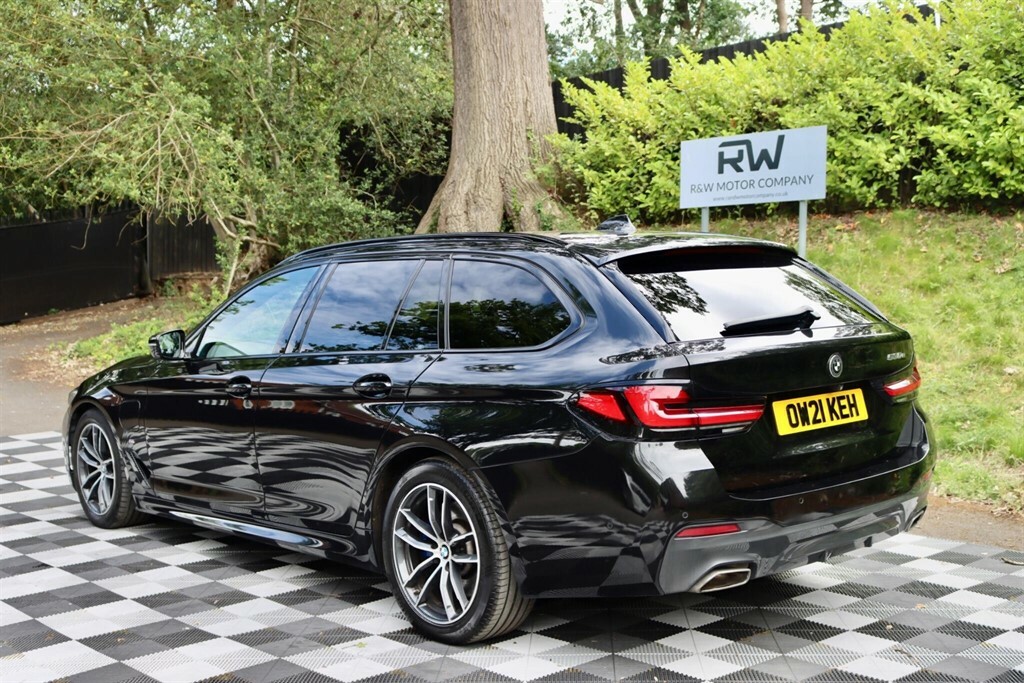 BMW 5 Series 530E M Sport Black #14