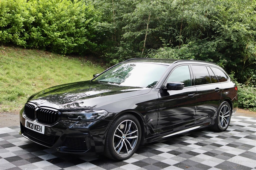 BMW 5 Series 530E M Sport Black #10