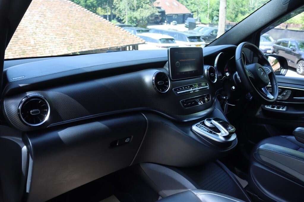 Mercedes-Benz V Class 2.2 V250d Amg Line Black #9