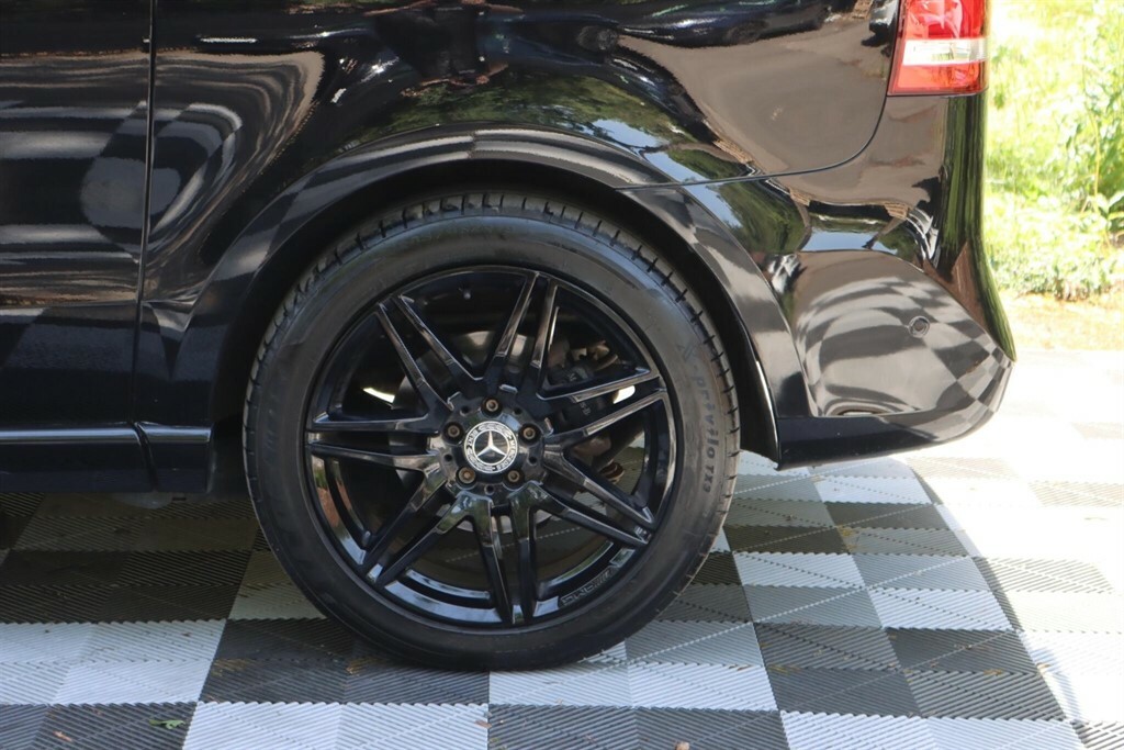 Mercedes-Benz V Class 2.2 V250d Amg Line Black #40