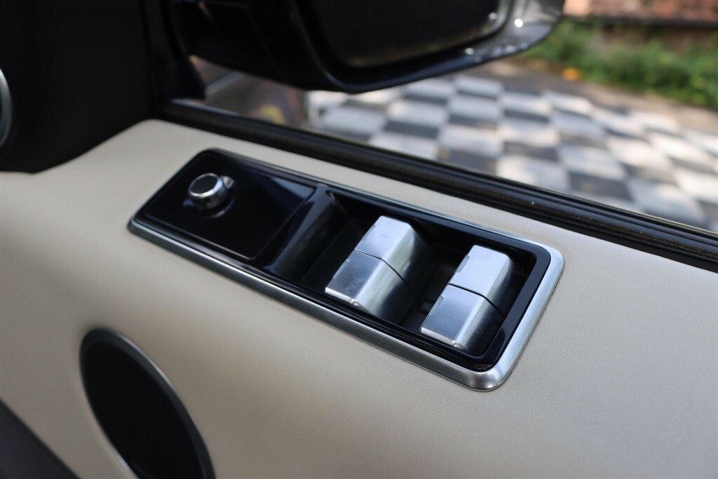 Land Rover Range Rover Sport 2L Hse Dynamic Grey #40