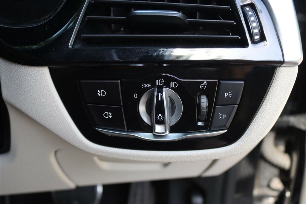 BMW 5 Series  Black #34