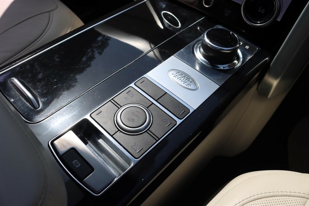 Land Rover Range Rover Vogue Se  #32