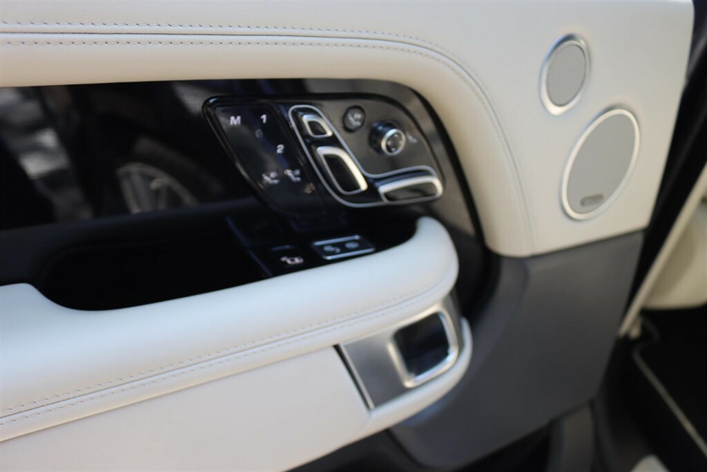 Land Rover Range Rover Vogue Se  #31