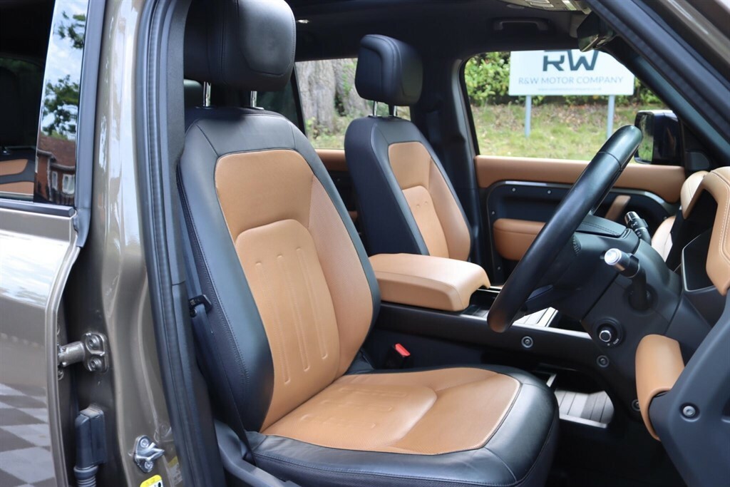 Land Rover Defender 110 3.0 I6 X 4Wd Euro 6 Ss Brown #4