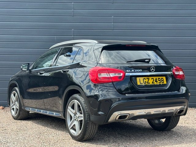 Mercedes-Benz GLA Class 2018 1.6 Gla200 Amg Line Executive Suv Petro LGZ2498 Black #2