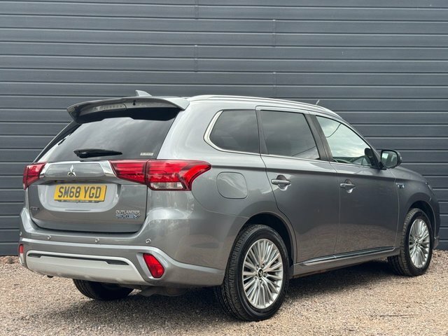 Mitsubishi Outlander 2019 2.4H Twinmotor 13.8Kwh 5Hs Suv Plu SM68YGD Grey #5