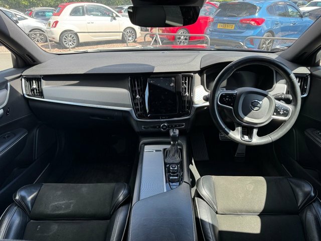 Volvo V90 2017 2.0 D5 Powerpulse R-design Pro Estate Die KY67KVF Grey #3