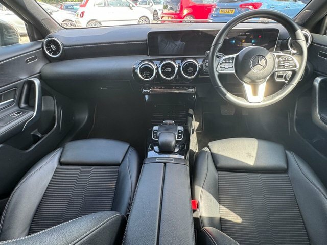 Mercedes-Benz A Class 2019 1.5 A180d Sport Executive Hatchback Die DK69SNY Grey #3