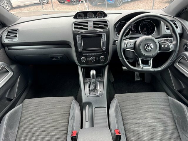 Volkswagen Scirocco 2017 2.0 Tsi Gt Hatchback Dsg Euro BK67XRH White #3