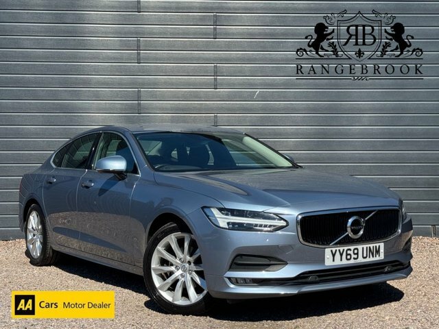 Volvo S90 2019 2.0 T4 Momentum Plus Saloon Blue