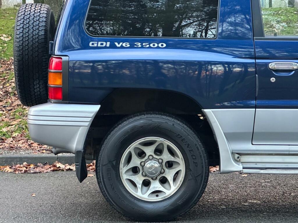 Mitsubishi Shogun 4X4 Suv 1991 - 2000 1997P Blue #6