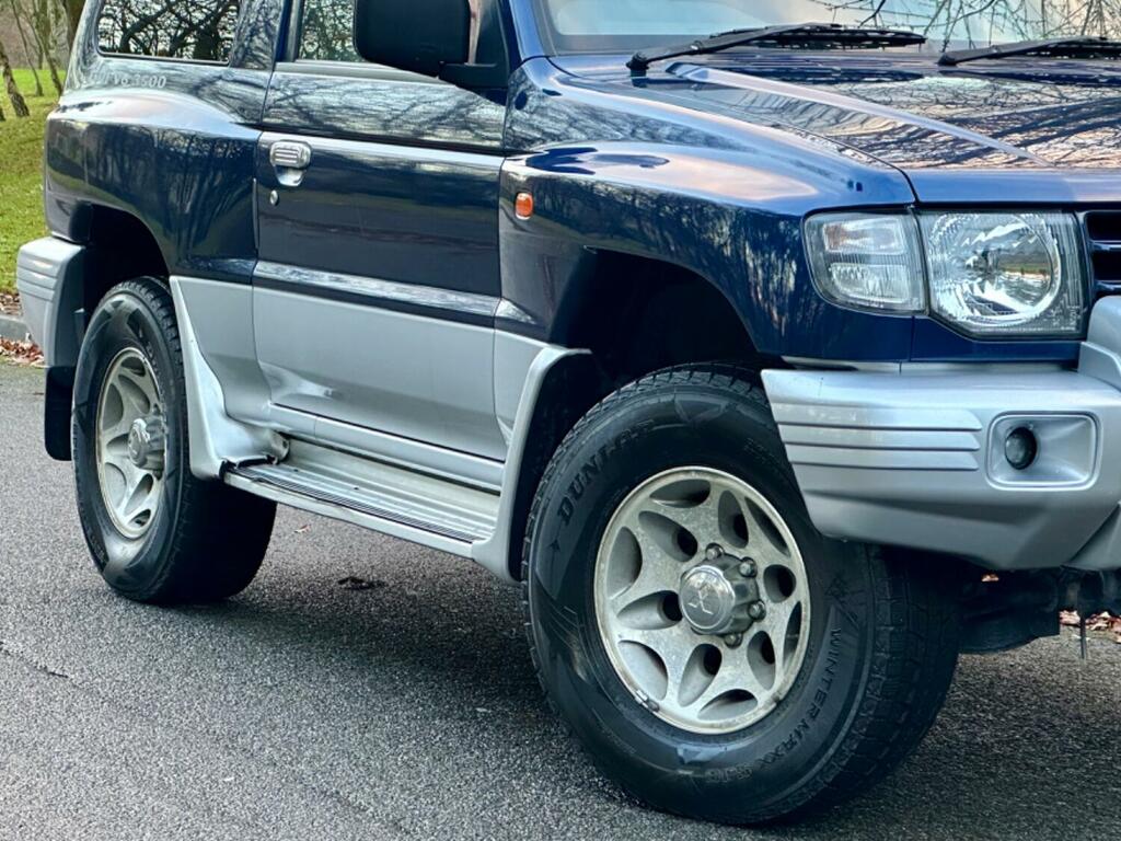 Mitsubishi Shogun 4X4 Suv 1991 - 2000 1997P Blue #3