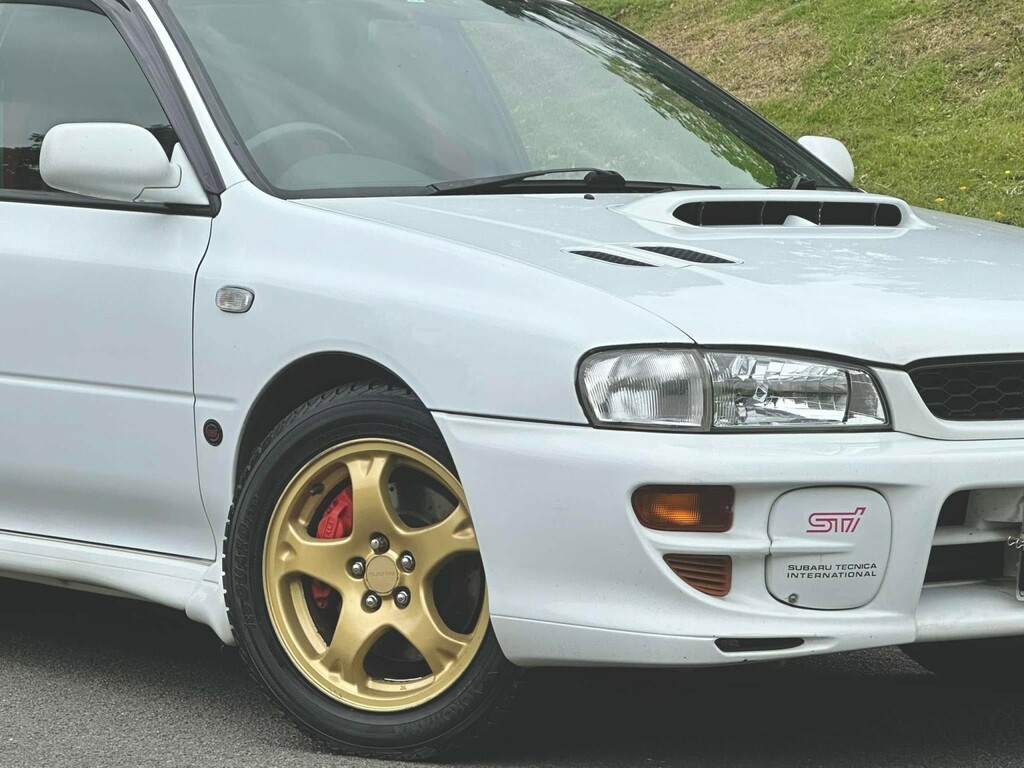 Subaru Impreza Version 5 Wagon White #5