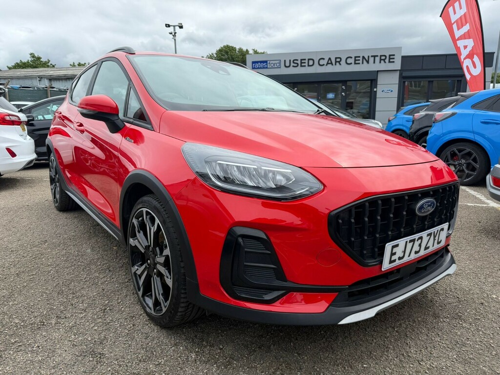 Ford Fiesta Fiesta Hatchback 1.0 Ecoboost Hybrid Mhev 125 Acti Red