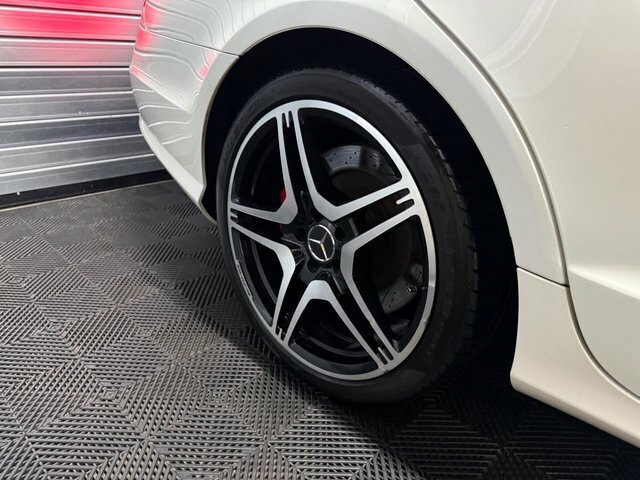 Mercedes-Benz CLS Cls250 Cdi Blueefficiency Amg Black #48